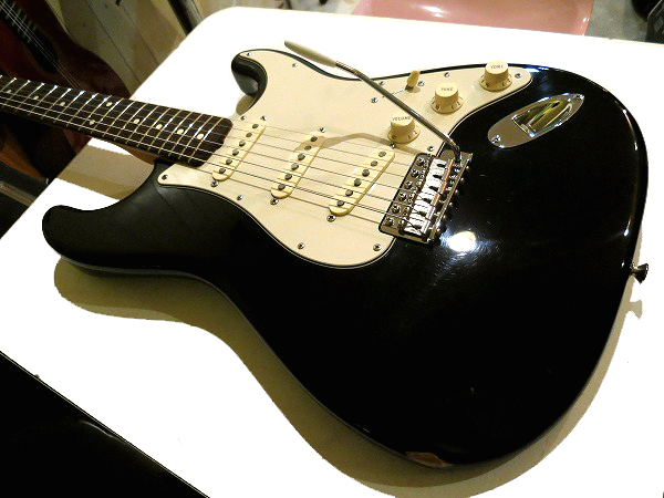 Fender/USA ストラトキャスター アメリカンヴィンテージ62